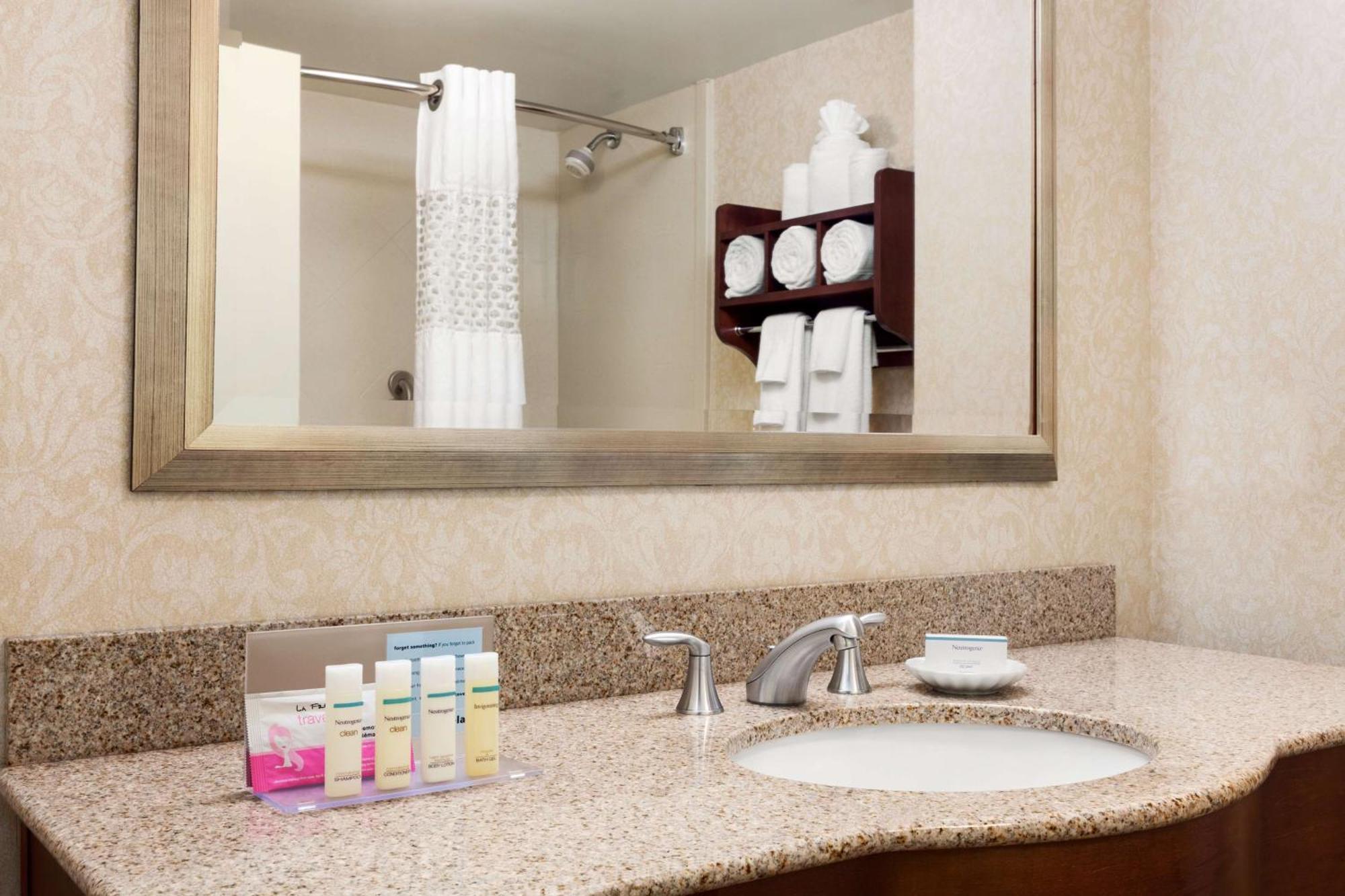 Hampton Inn Warrenton, Va Екстериор снимка